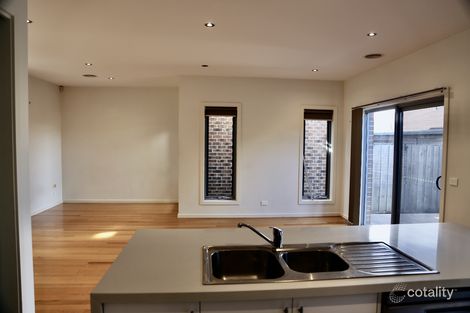 2/34 Linnet St, Altona, VIC 3018