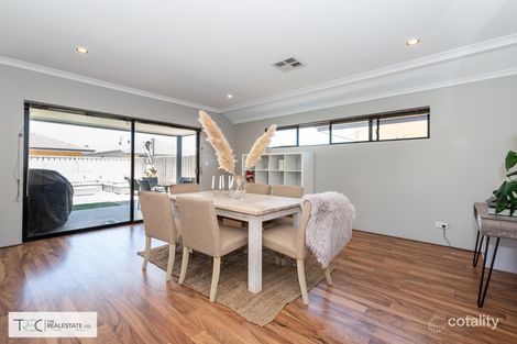 Property photo of 17 Windcrest Way Meadow Springs WA 6210