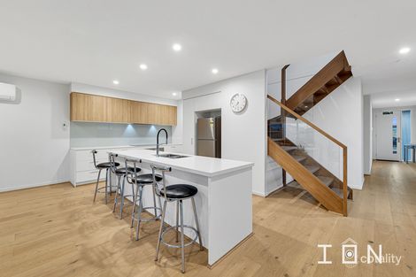 Property photo of 1 Kinross Parade Clyde North VIC 3978