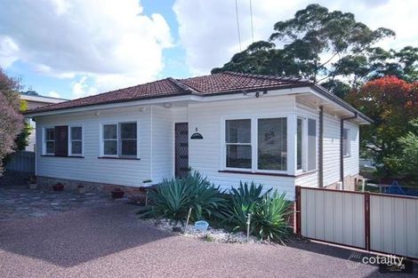 Property photo of 8 Kuranda Crescent Kotara NSW 2289