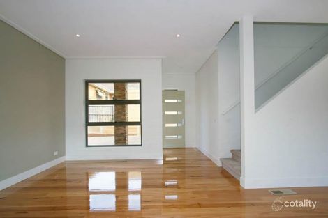 Property photo of 2/19 Farquharson Street Mount Waverley VIC 3149