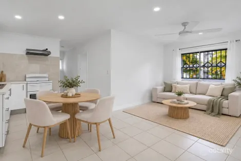 Property photo of 1/9 Ahern Street Labrador QLD 4215