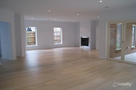 Property photo of 11 Loch Street Surrey Hills VIC 3127