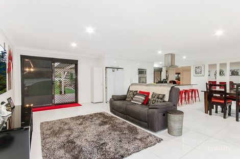 Property photo of 31 Hickey Way Carrara QLD 4211