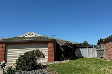 Property photo of 16 Balmaceda Court Berwick VIC 3806
