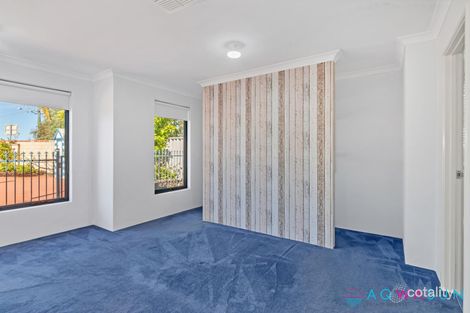 Property photo of 5 Noreena Avenue Golden Bay WA 6174