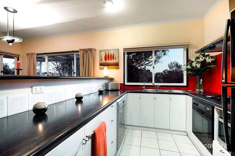 Property photo of 24 Branagan Drive Aspendale Gardens VIC 3195