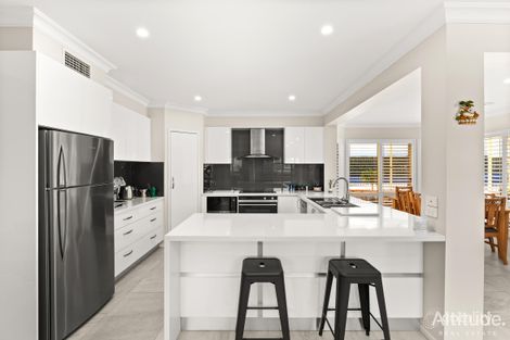 Property photo of 16 Agincourt Crescent Valentine NSW 2280