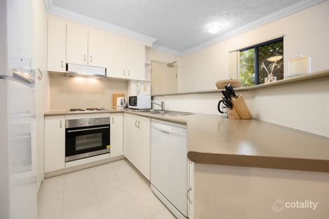 Property photo of 2/89 Frank Street Labrador QLD 4215