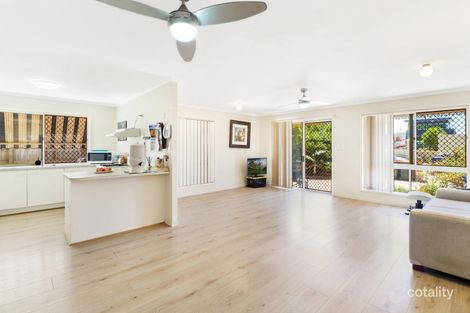 Property photo of 2/27 Menzies Drive Pacific Paradise QLD 4564