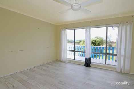 Property photo of 20 Surfway Avenue Berrara NSW 2540