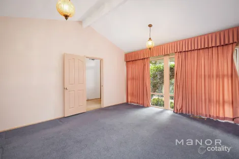 Property photo of 11 Cambewarra Avenue Castle Hill NSW 2154