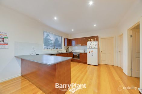 Property photo of 26 Bohemia Crescent Pakenham VIC 3810