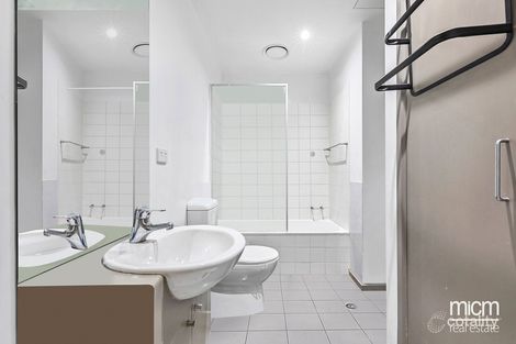 Property photo of 1306/270 King Street Melbourne VIC 3000