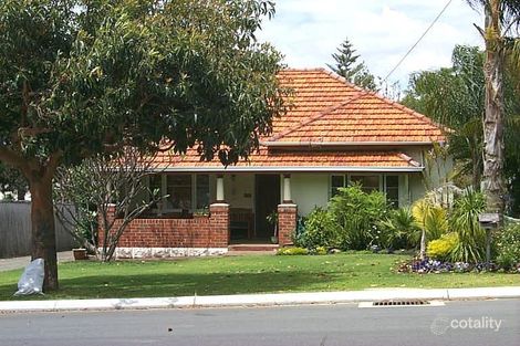 218 Woodside St, Doubleview, WA 6018