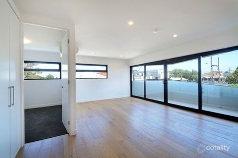 Property photo of 103/131 Parkers Road Parkdale VIC 3195