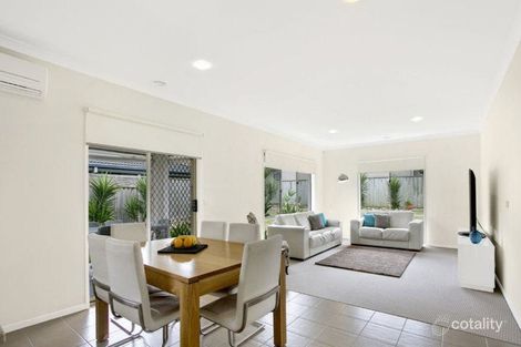 Property photo of 124 Sandhurst Boulevard Sandhurst VIC 3977