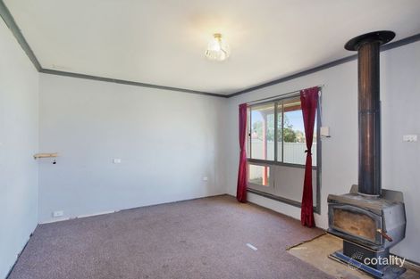 Property photo of 3 Flemming Crescent West Tamworth NSW 2340