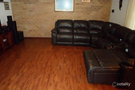 Property photo of 20 Holcombe Road Warnbro WA 6169