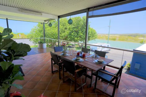 Property photo of 142 Schofield Parade Keppel Sands QLD 4702
