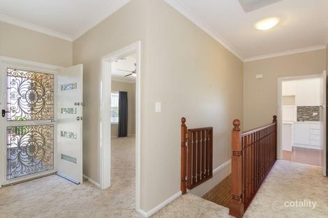 Property photo of 3 Minnamurra Crescent Hillvue NSW 2340