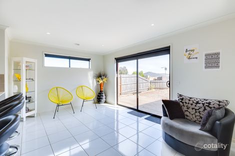 Property photo of 1 Hegarty Place Maddingley VIC 3340