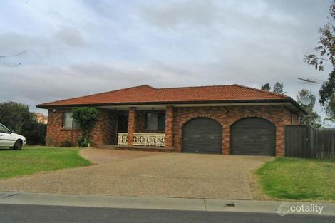 20 Cassinia Ct, Wattle Grove, NSW 2173