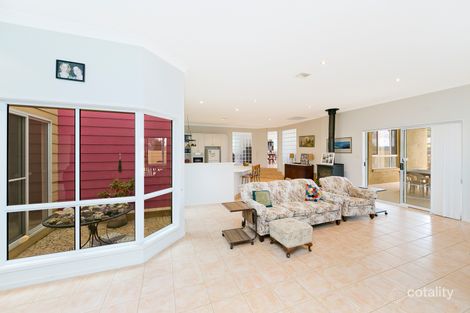 Property photo of 5 Morgan Place Karabar NSW 2620