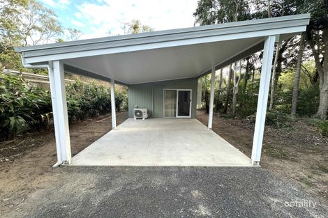 5a Kentia Ave, Moore Park Beach, QLD 4670