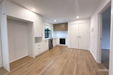 Property photo of 46 Blendon Avenue St Albans VIC 3021