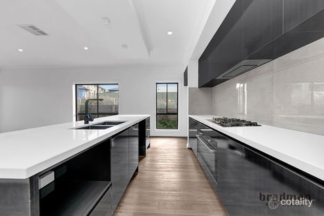 Property photo of 34 Petal Crescent Wallan VIC 3756