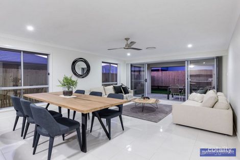 Property photo of 2/2 Duncan Street Strathpine QLD 4500