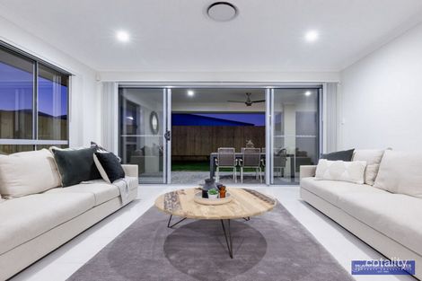 Property photo of 2/2 Duncan Street Strathpine QLD 4500