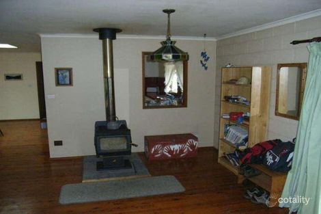 Property photo of 11 Maculata Circuit Dalmeny NSW 2546