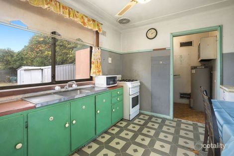 Property photo of 40 Hemingway Crescent Fairfield NSW 2165