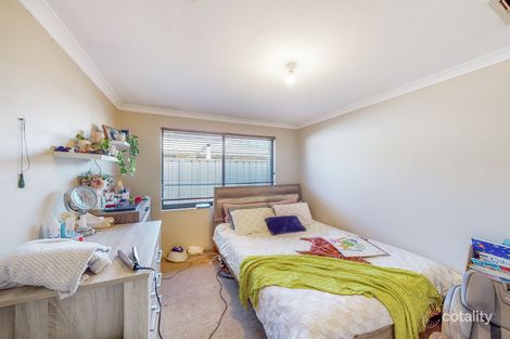 Property photo of 12 Brenchley Drive Atwell WA 6164