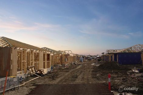 17/77 Racecourse Rd, Pakenham, VIC 3810