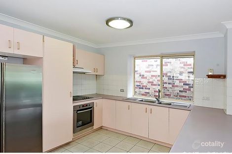 Property photo of 6 Argyle Place Forest Lake QLD 4078