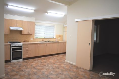 24 Yass St, Young, NSW 2594