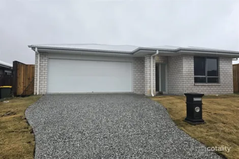 18 Highfield St, Bundamba, QLD 4304