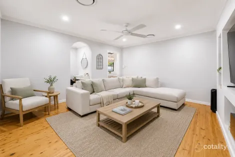 Property photo of 124 Greenbank Drive Werrington Downs NSW 2747