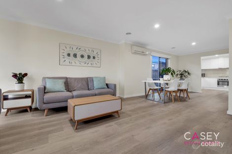 Property photo of 4 Bursaria Lane Cranbourne West VIC 3977