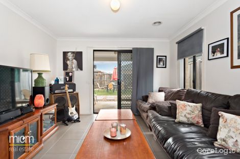 Property photo of 24 Biscay Street Point Cook VIC 3030