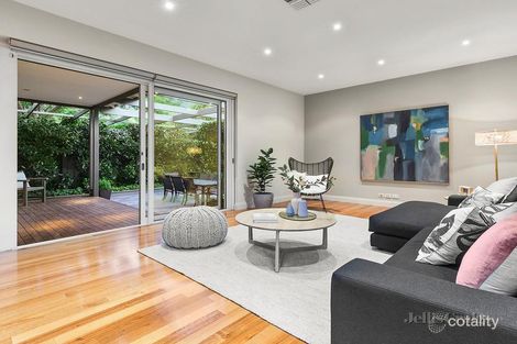 Property photo of 39 Robbins Street Ivanhoe VIC 3079