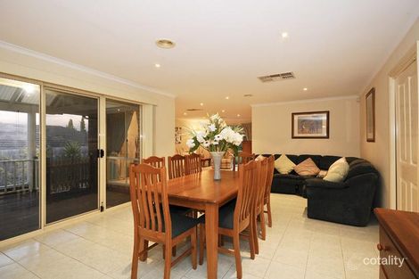 Property photo of 5 Vintage Grove Chirnside Park VIC 3116