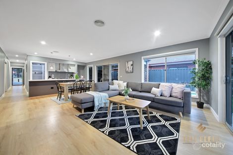 Property photo of 2 Allambee Drive Harkness VIC 3337