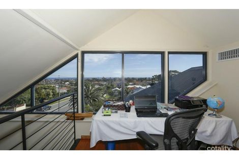 Property photo of 45 Paramatta Road Doubleview WA 6018