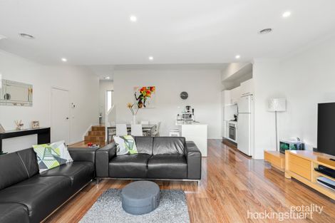 Property photo of 2/27 Stephen Street Gisborne VIC 3437