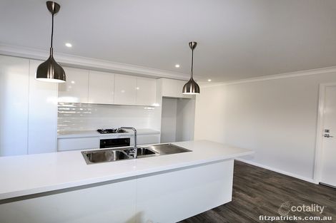 Property photo of 34 Bradman Drive Boorooma NSW 2650