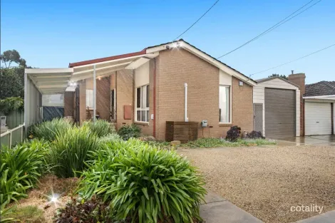 Property photo of 13 Coventry Drive Werribee VIC 3030